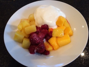 Mango, raspberries, pineapple and fat free yoghurt